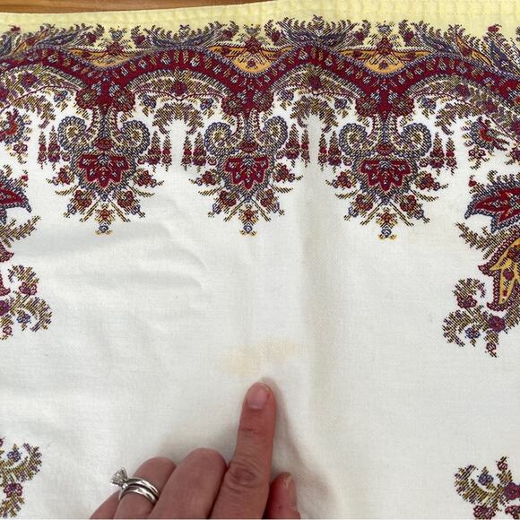 William Sonoma Cotton Placemats Yellow Maroon Floral - Picture 7 of 7